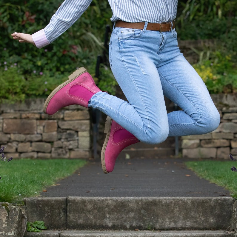 Toddy raspberry short Chelsea boots