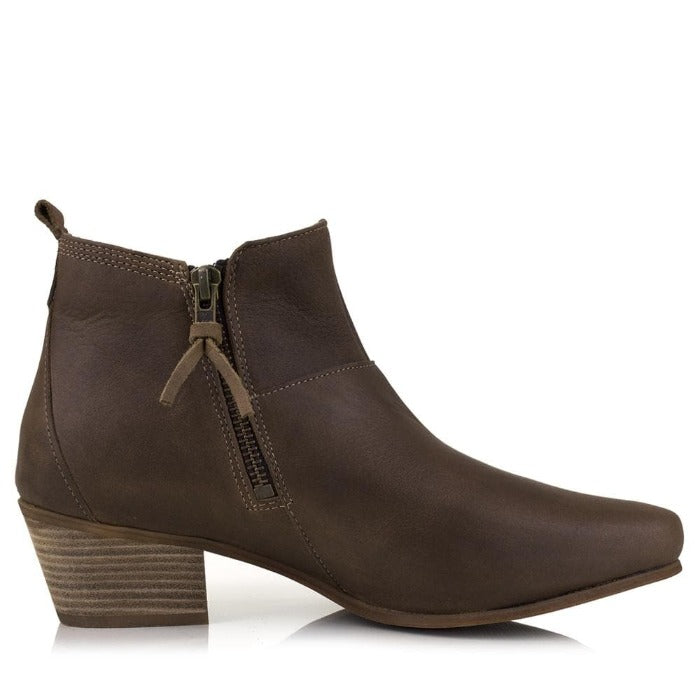 Roxy - Waxed Leather - Bareback Footwear