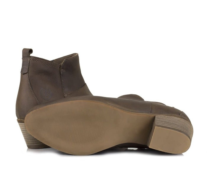 Roxy - Waxed Leather - Bareback Footwear