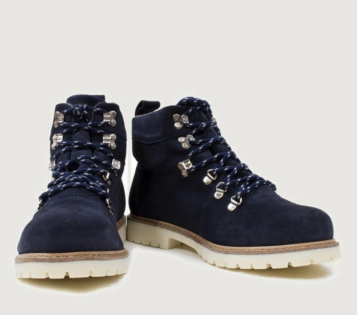 Bareback Chicago waterproof suede boots in navy, angled front view of the pair