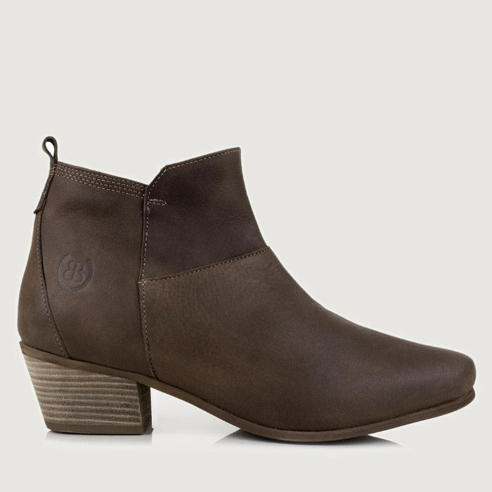 Bareback Roxy waxed leather tassel ankle boots with zip