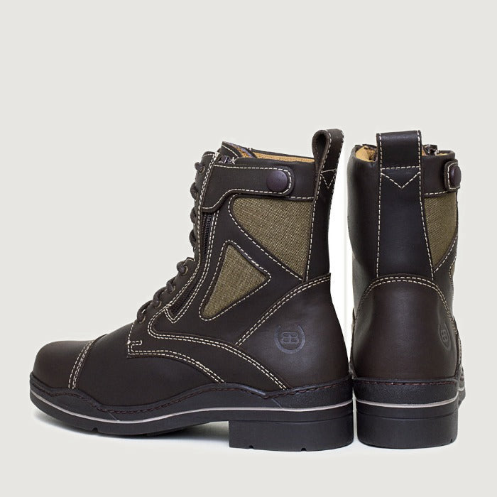 Bareback Kentucky jodhpur riding boots in brown leather, rear three-quarter view of the pair