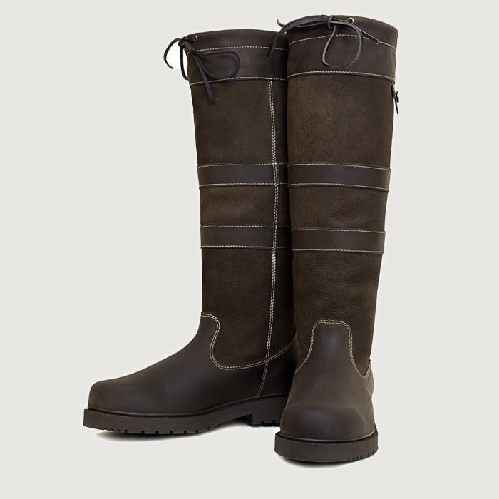 Bareback Dakota waterproof country boots in brown leather, angled side view of the pair