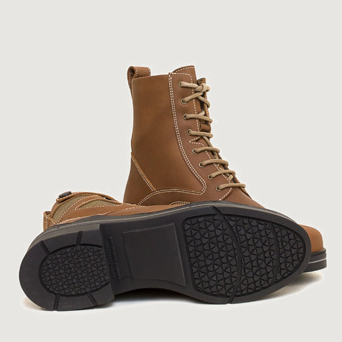 Bareback Kentucky jodhpur riding boots in havana leather, showing the patterned rubber outsole