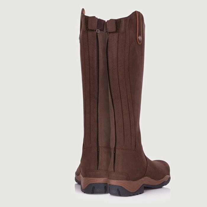 Bareback Montana long riding boots in brown, rear view of the pair showing the full-length zips