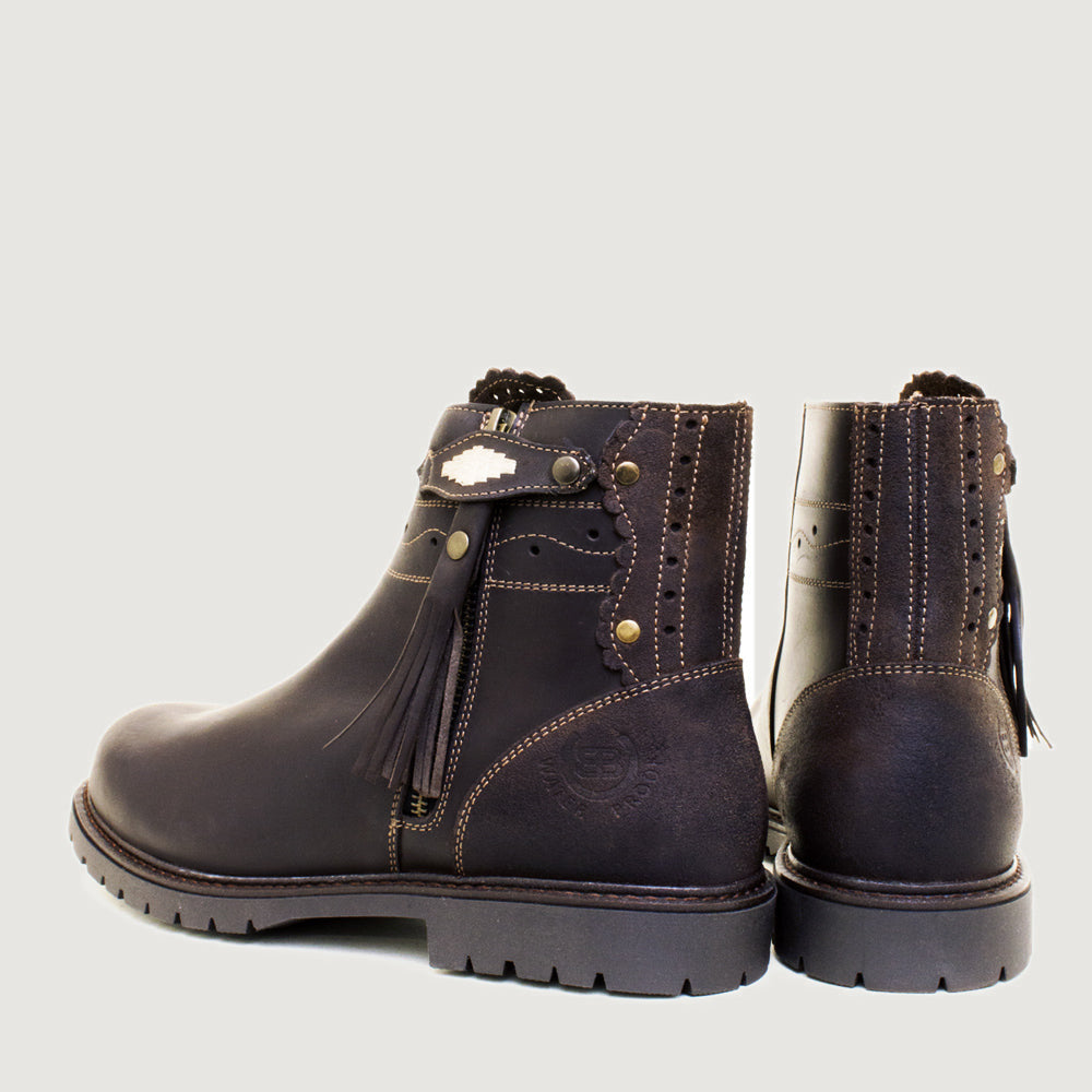 Bareback Hudson waterproof ankle boots in chocolate, rear view of the pair showing the tassel zip