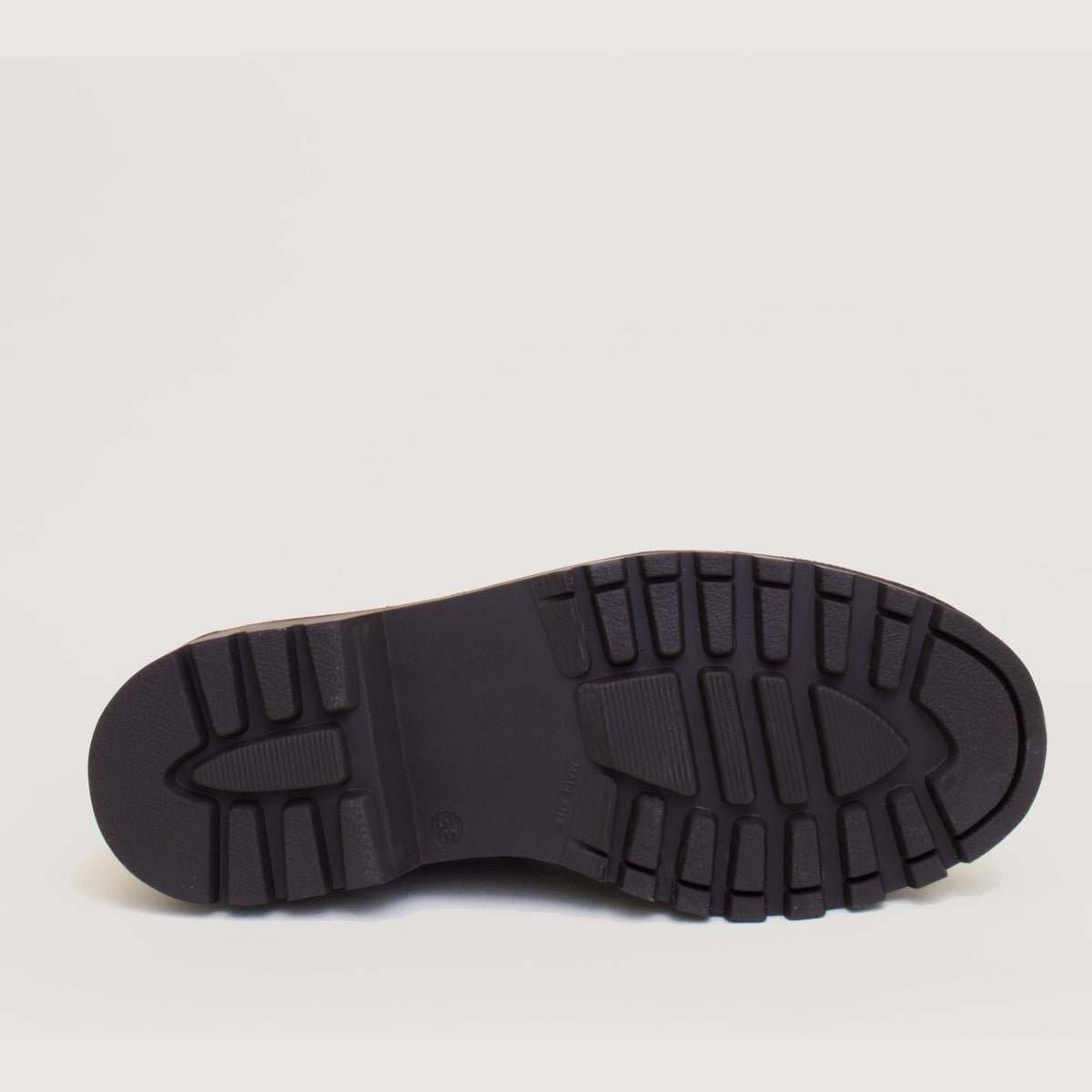 Bareback Bronx brown country yard boots, showing the outsole