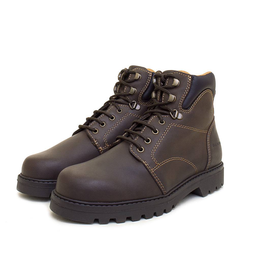 Lace up yard boots