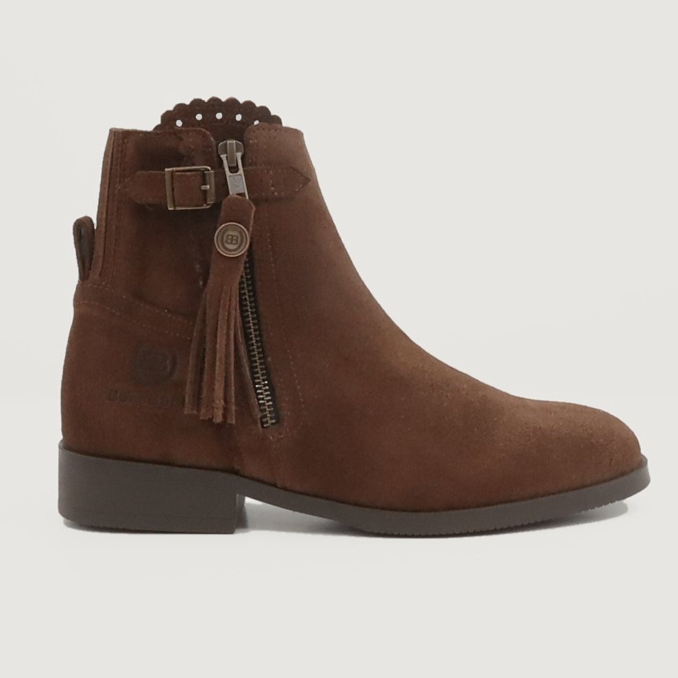 Valencia Suede Tassel Boots - Brown in 360 degrees